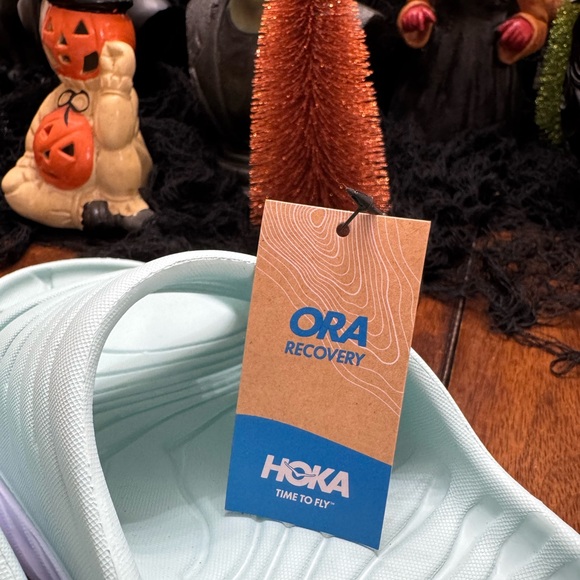 Hoka One One Ora Comfort Recovery Eggshell Blue and White Recovery Slides size 8 - Picture 3 of 5
